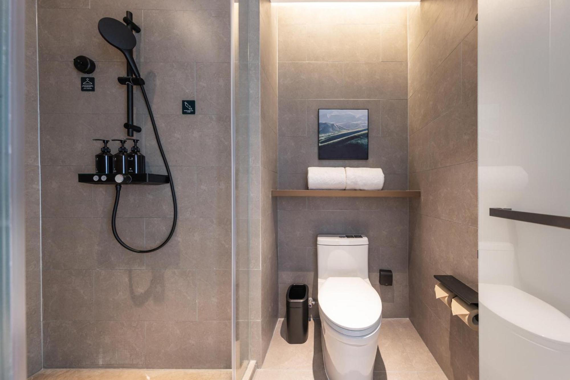 Atour Hotel Wuhan Chuhe Han Street Hongshan Plaza מראה חיצוני תמונה