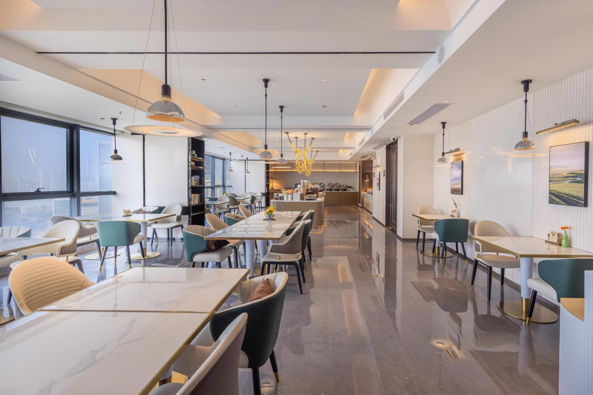Atour Hotel Wuhan Chuhe Han Street Hongshan Plaza מראה חיצוני תמונה